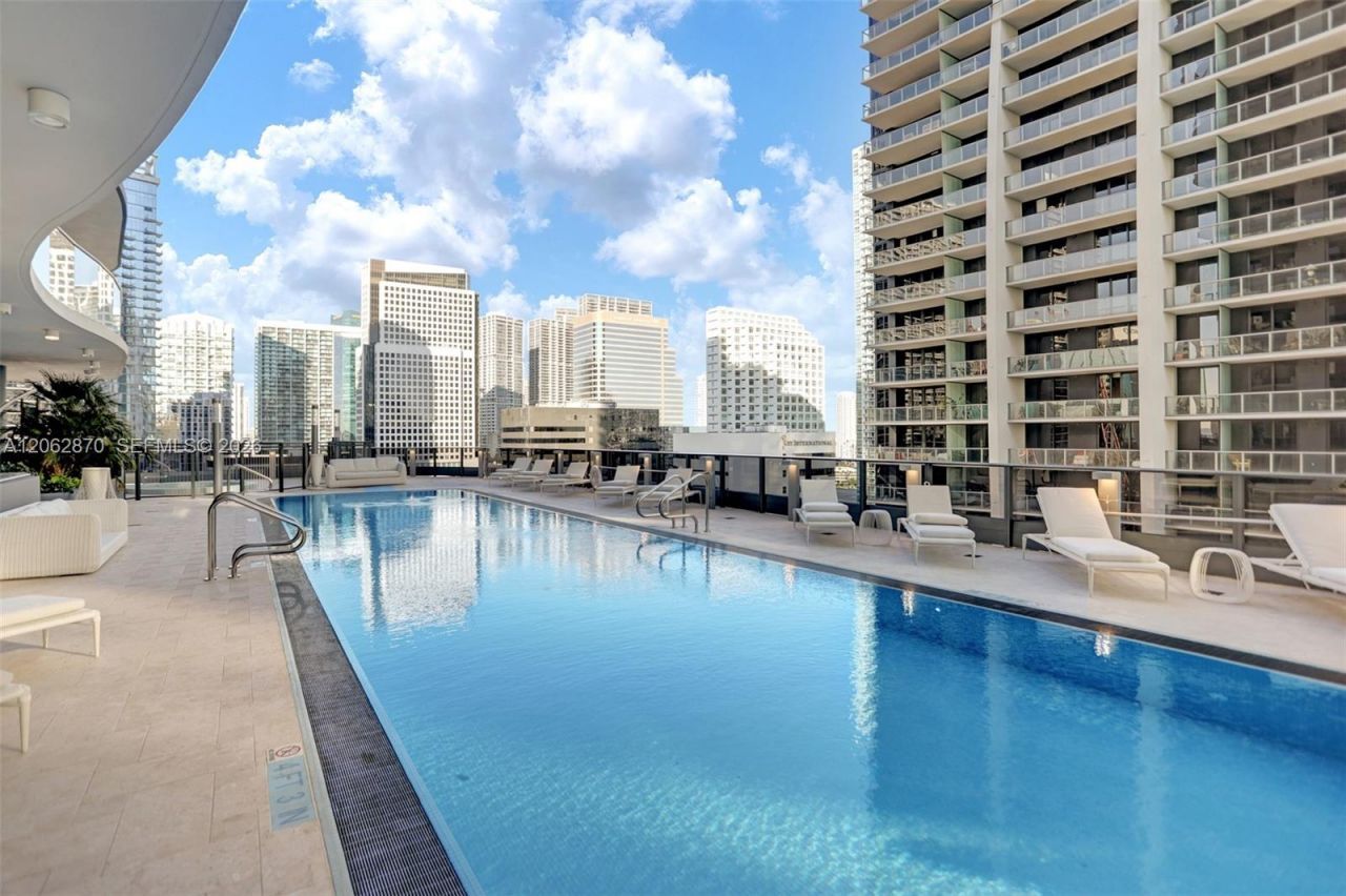 1000 Brickell Plaza , Unit 1904, Miami, FL 33131 Photo