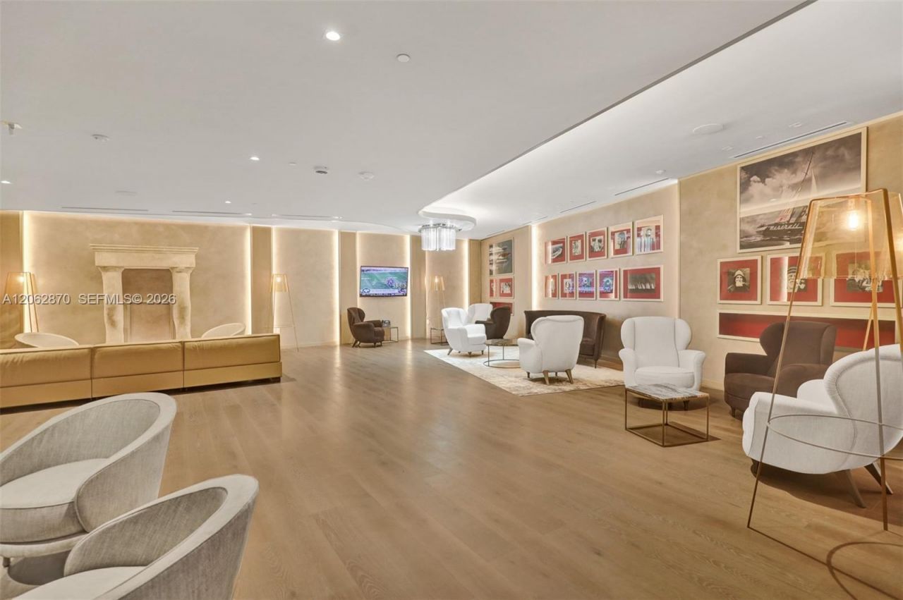 1000 Brickell Plaza , Unit 1904, Miami, FL 33131 Photo