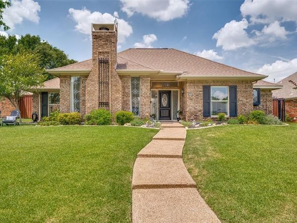3721 Marlborough Court , Plano, TX 75075