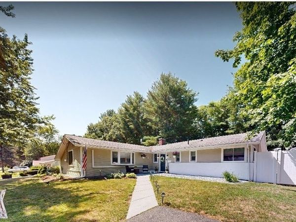 22 Corrine Dr, Framingham, MA 01701