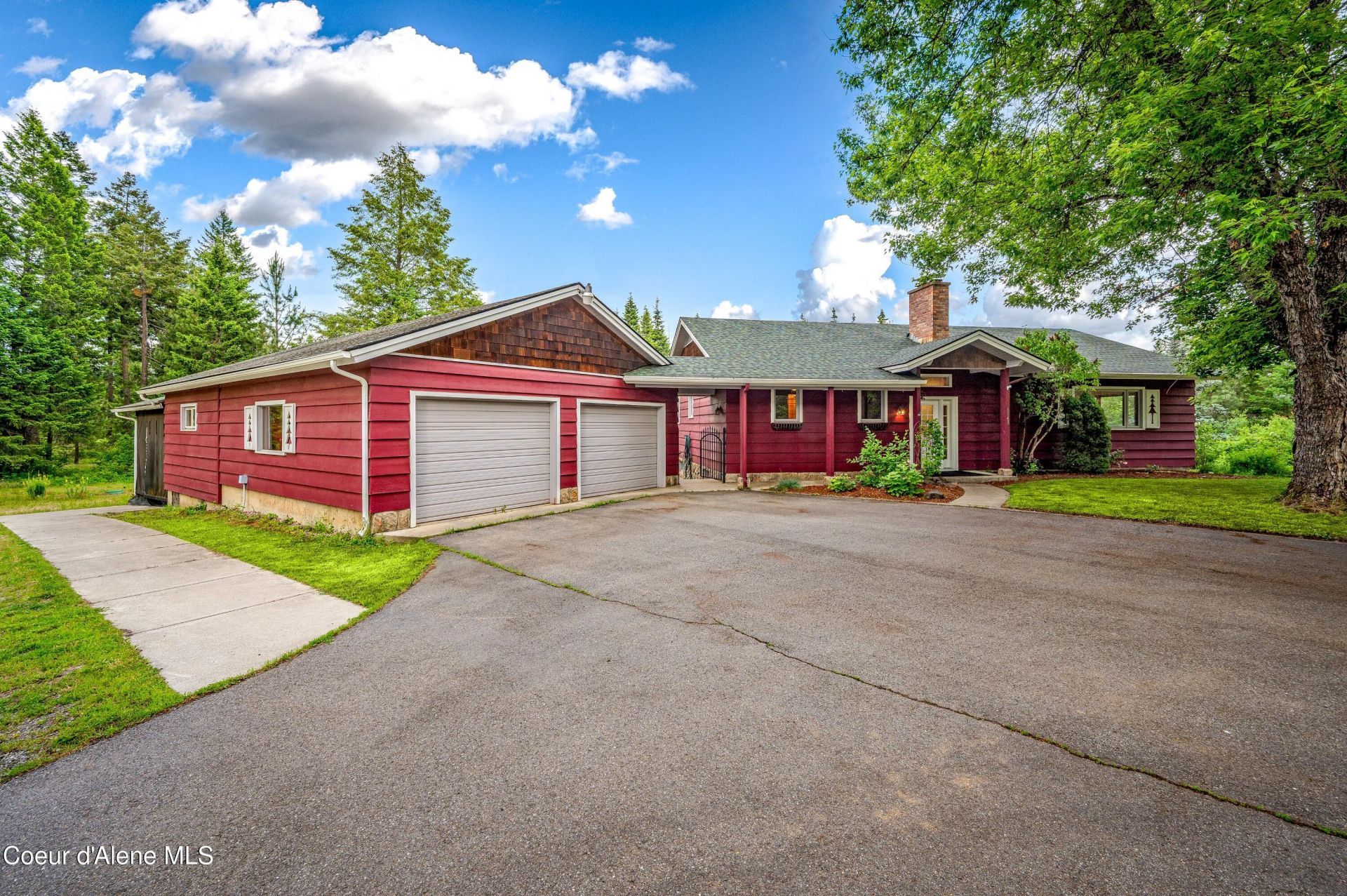 1143 Rookery Rd, Hayden, ID 83835 Main Photo