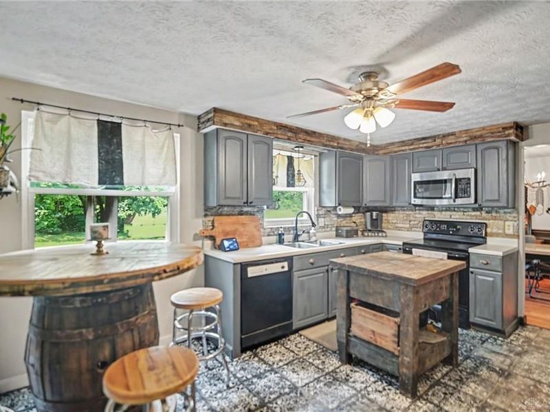 5627 Crestview Drive, Fairfield, OH 45014 Photo 10