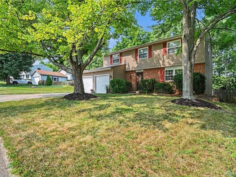 5627 Crestview Drive, Fairfield, OH 45014 Photo 2