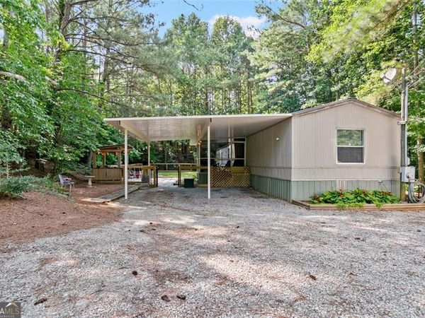 5002 Bee Tree Road SE, Acworth, GA 30102