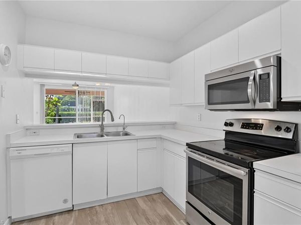 328 Bradstrom CIR , Unit E101, NAPLES, FL 34113