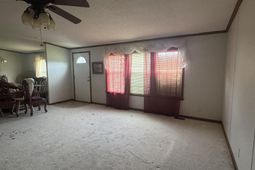 198 Ida Lane  photo 4