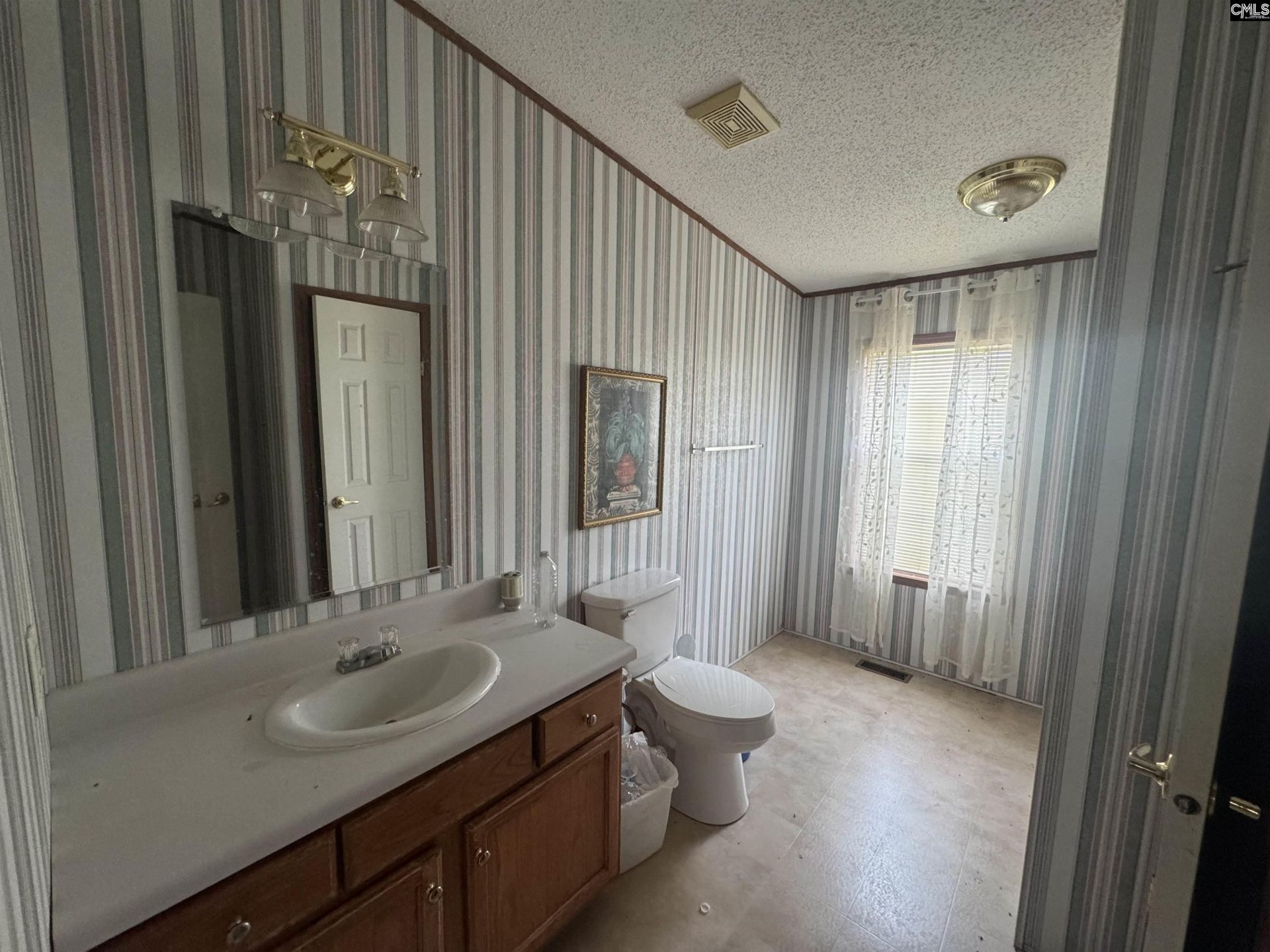 198 Ida Lane  Photo 7