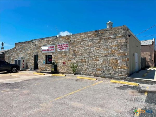 222 E State Highway 29 , Bertram, TX 78605