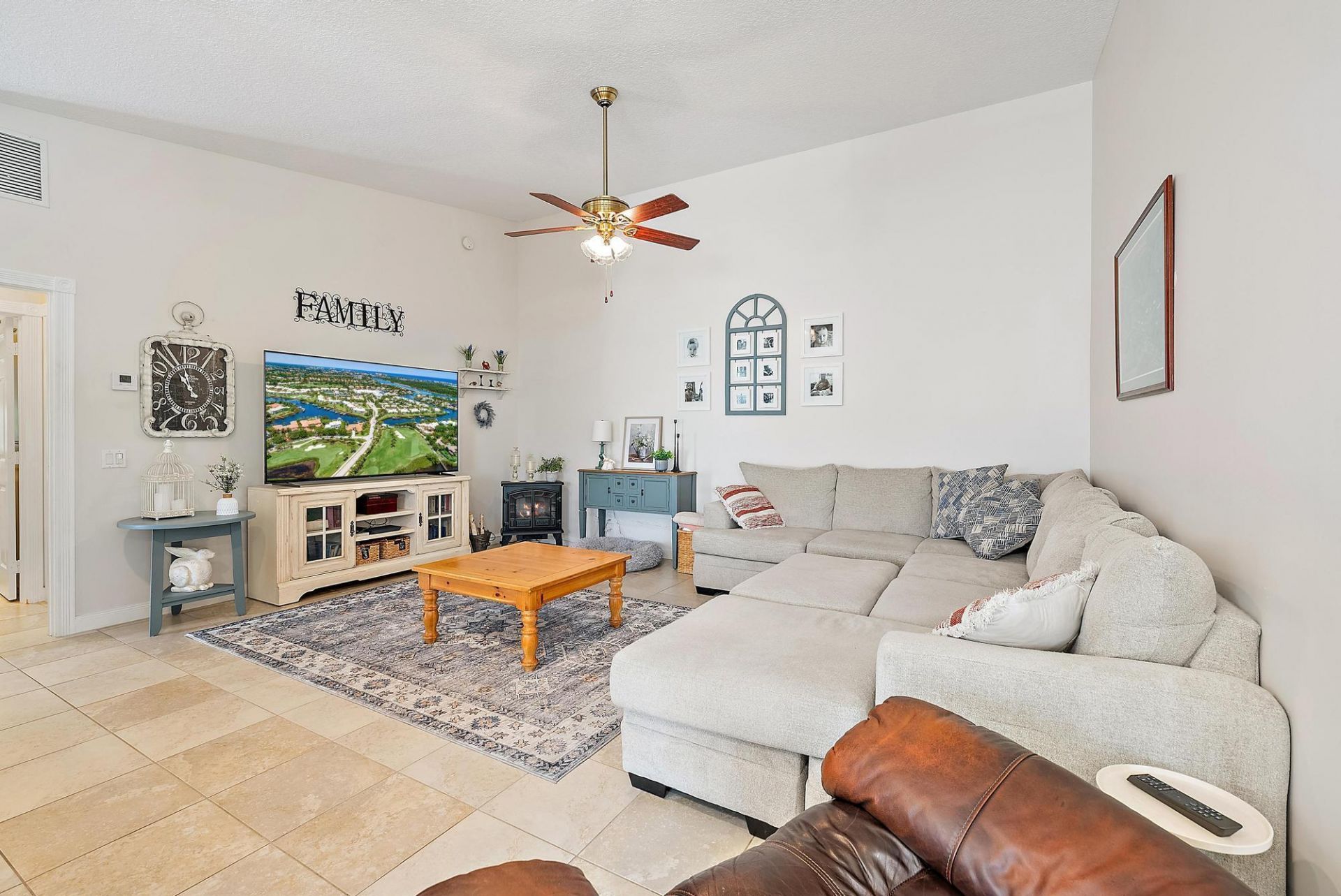 8229 Saint Johns Court, Wellington, FL 33414 Photo