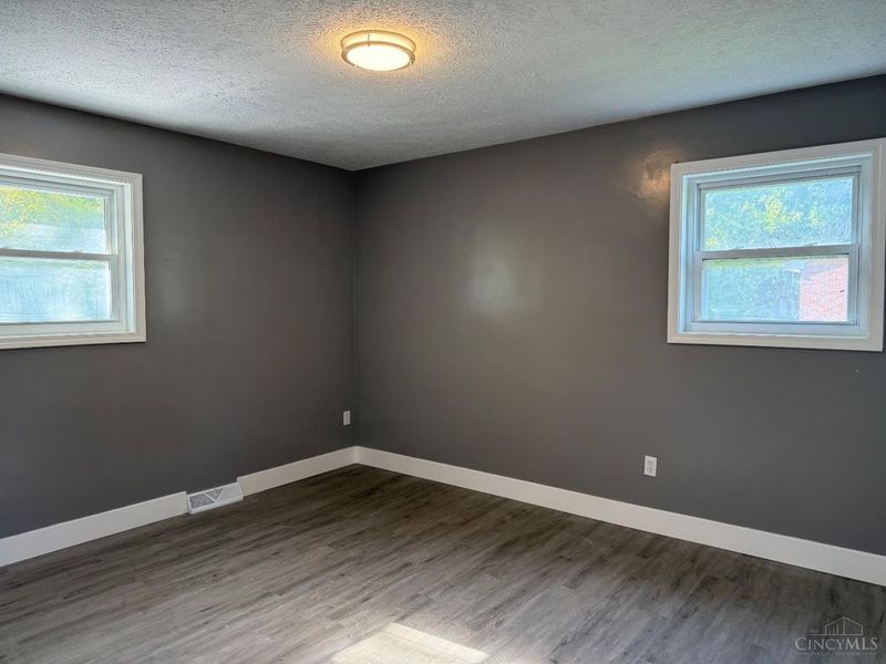 11733 Thistlehill Drive, Loveland, OH 45140 Photo 15