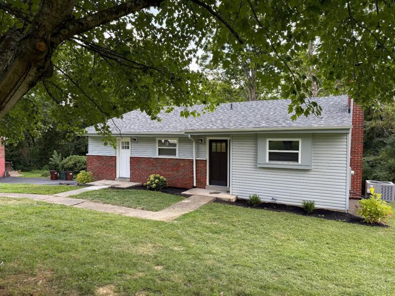 11733 Thistlehill Drive, Symmes Township, OH 45140 Photo 2