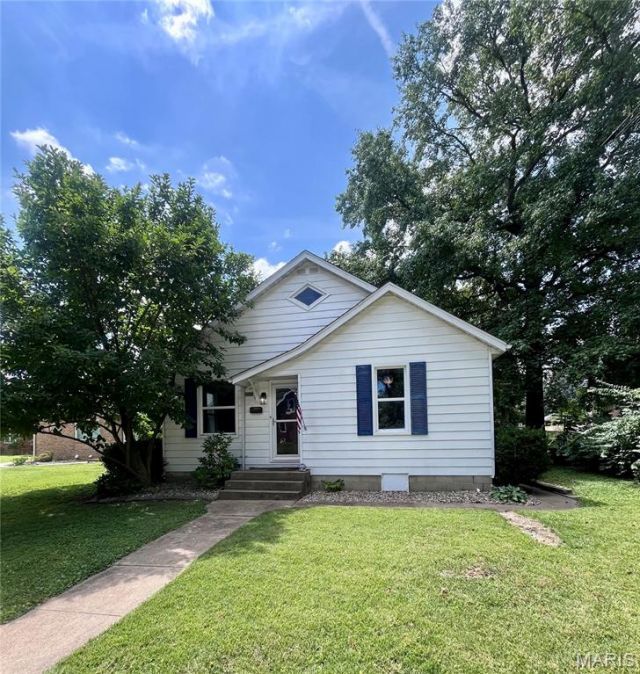 1416 Lindenthal Avenue , Highland, IL 62249 Main Photo