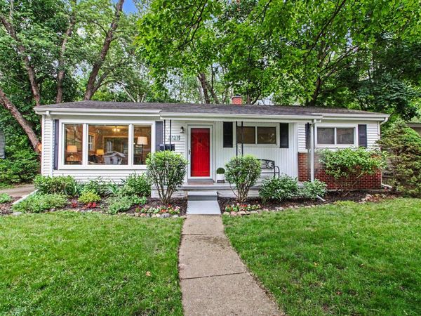 2727 Hampshire Road, Ann Arbor, MI 48104