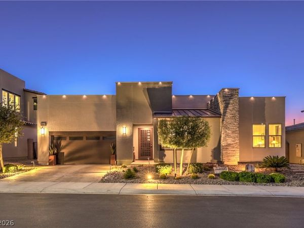 6841 Peakview Street, North Las Vegas, NV 89084