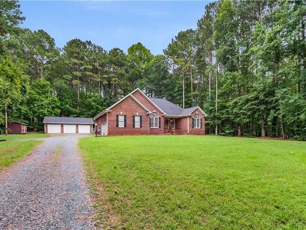 5706 Woodstream Road, Randleman, NC 27317