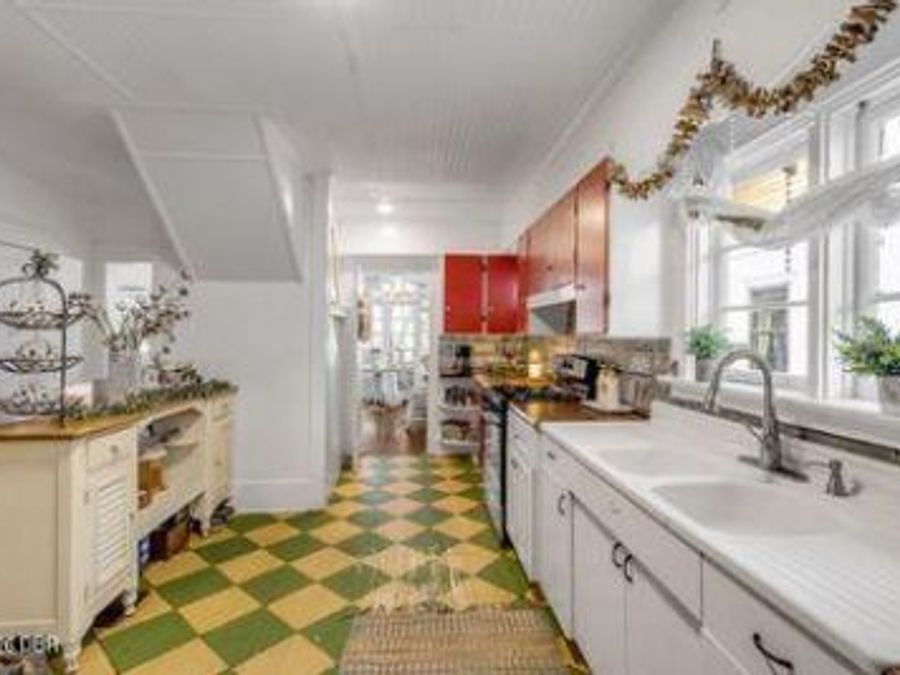 Property Image 28