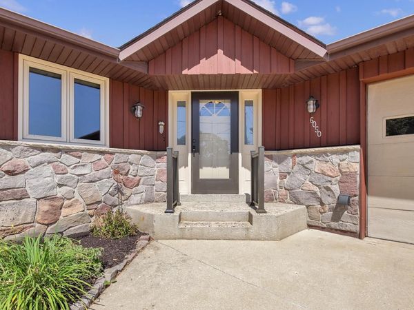 6050 Mill STREET, Burlington, WI 53105