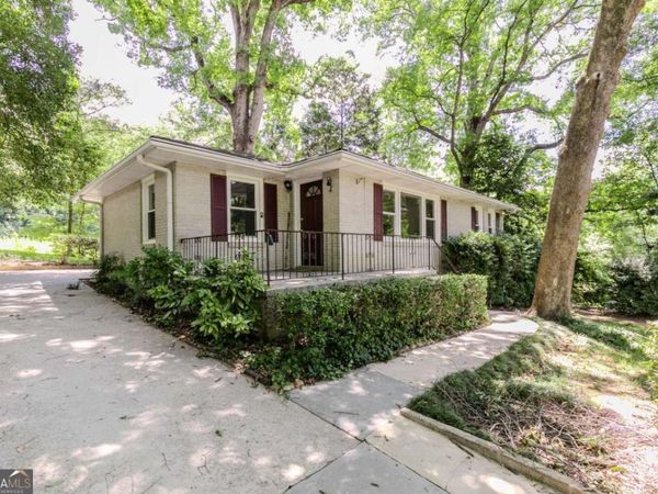 798 Larry Lane, Decatur, GA 30033
