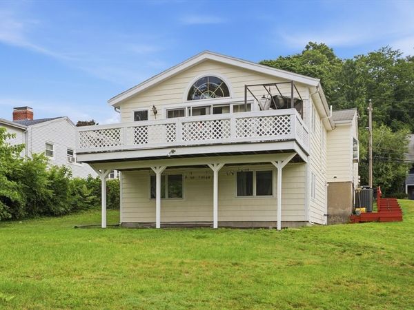 32 Brayton Rd, Boston, MA 02135