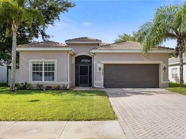 2769 Inlet Cove LN W, NAPLES, FL 34120