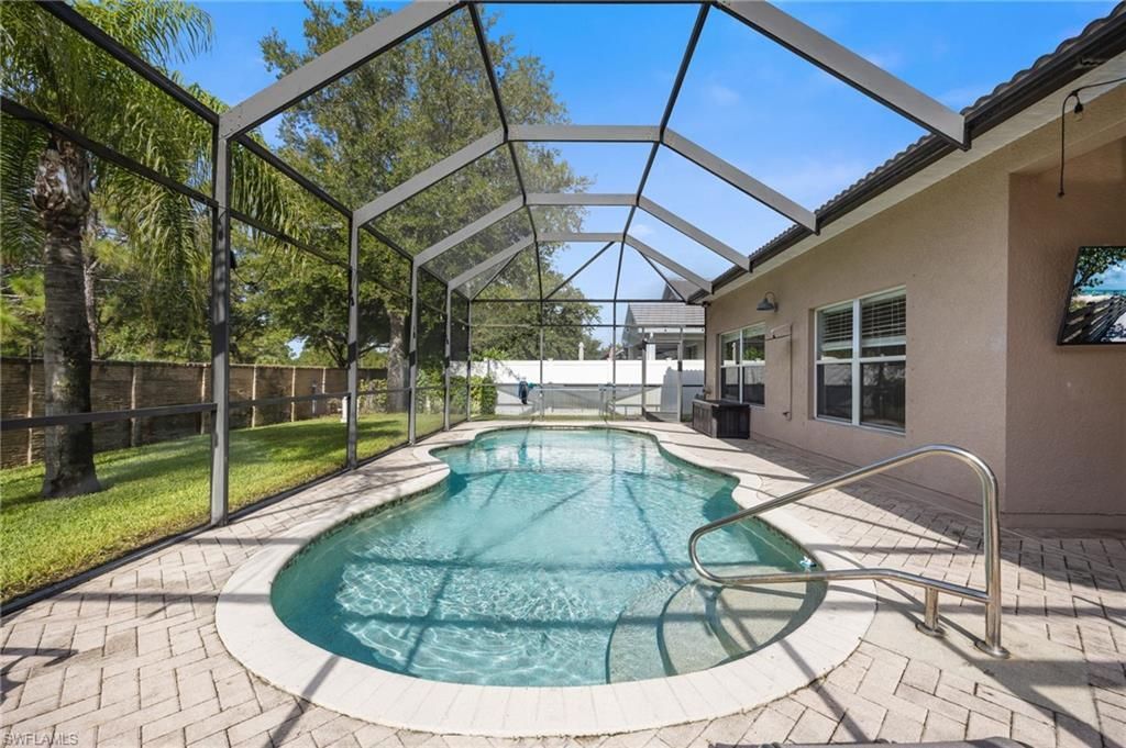 2769 Inlet Cove Ln W, Naples, FL 34120 Photo