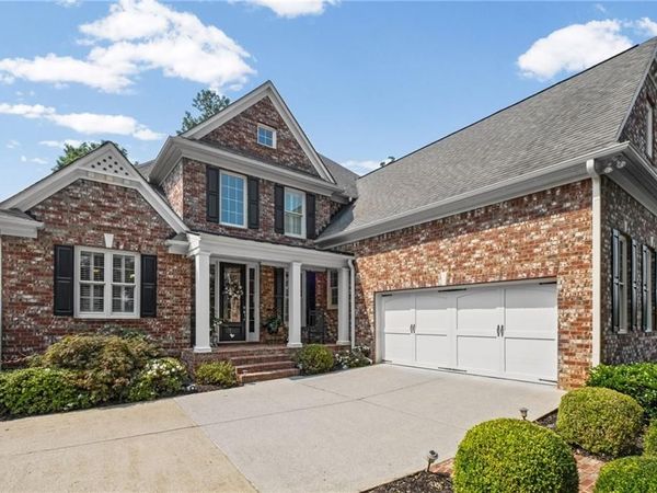 200 Wexford Court , Canton, GA 30115