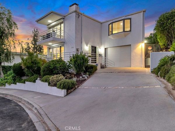 4392 Pampas Road, Woodland Hills, CA 91364