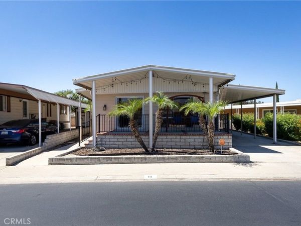 626 Dearborn, Unit 18, Redlands, CA 92374
