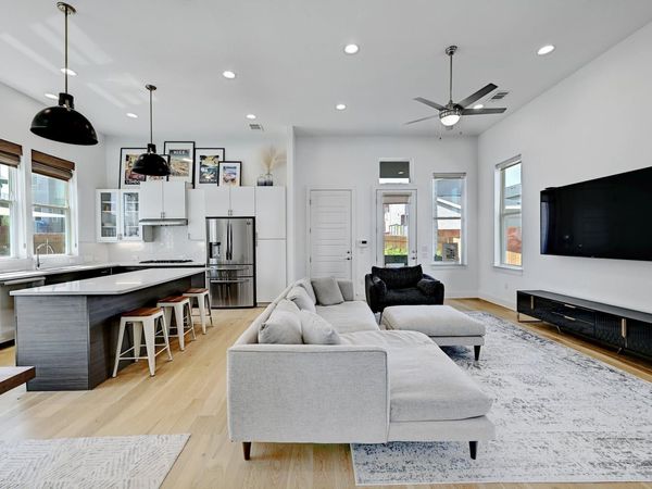 7329 Cordoba DR, Austin, TX 78724