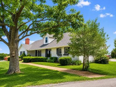 1821 Elkhorn Road, Campbellsville, KY 42718
