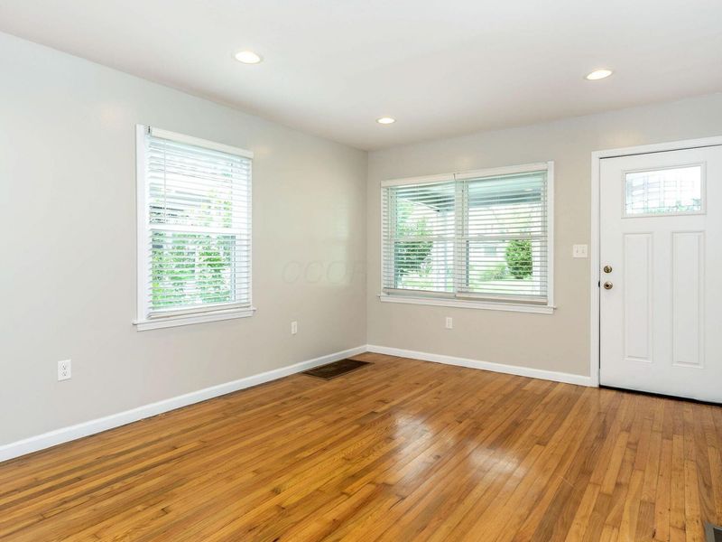 2908 Norwood Street, Columbus, OH 43224 Photo 6