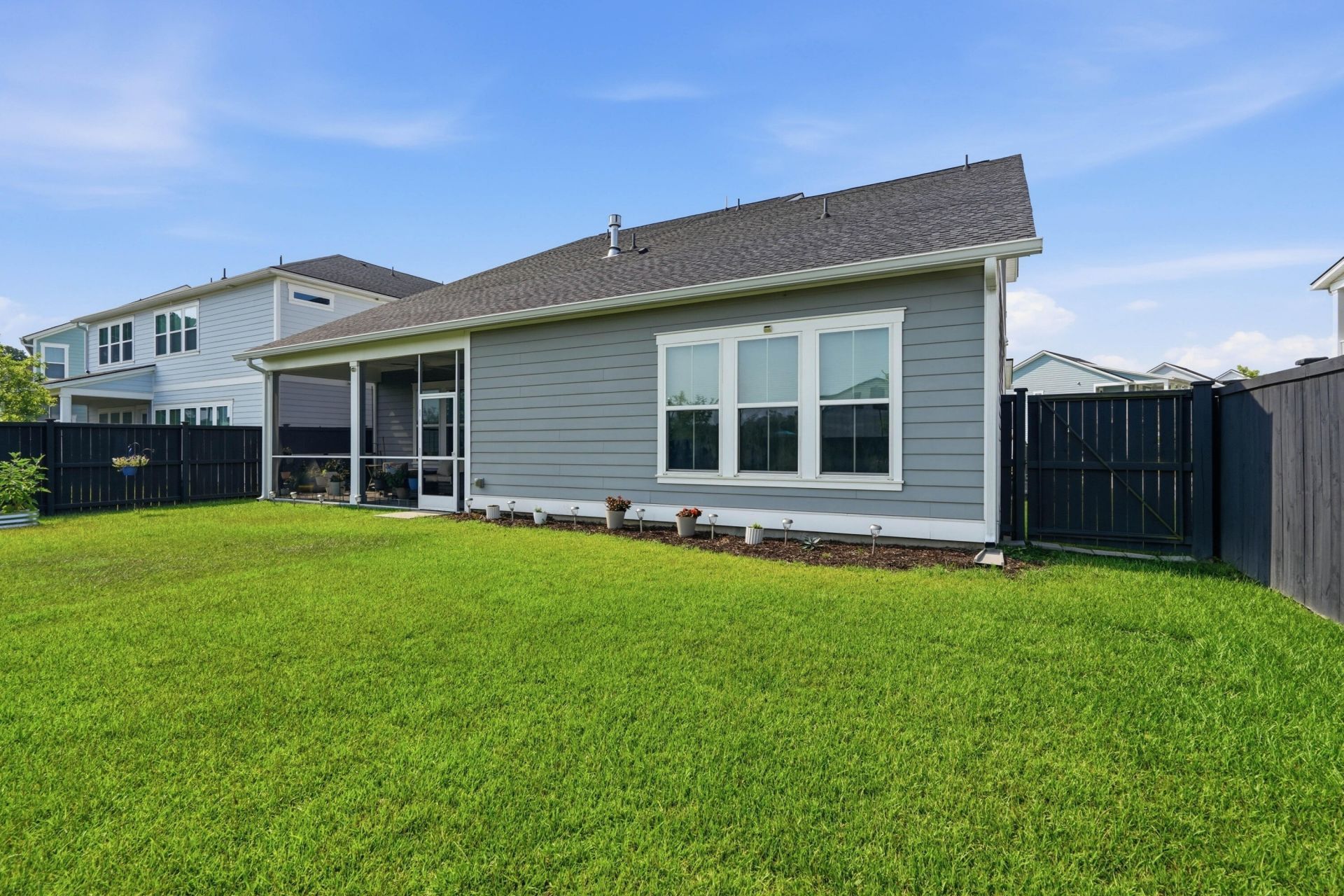 130 Medford Street Photo 38