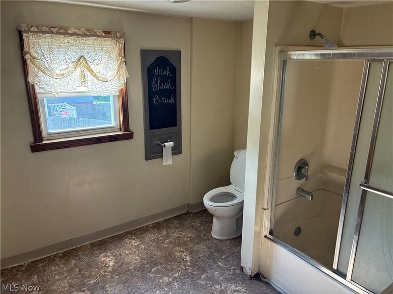 355 2nd Street SW, Brewster, OH 44613 Photo 13