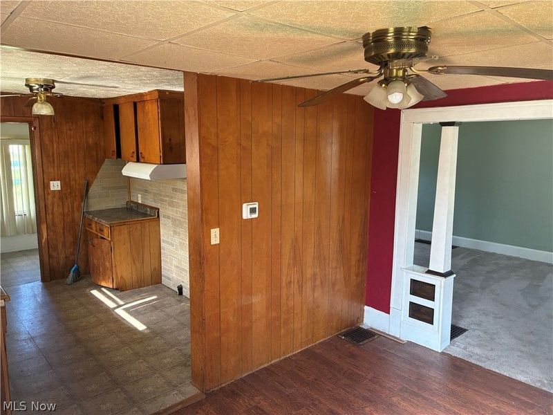 355 2nd Street SW, Brewster, OH 44613 Photo 9