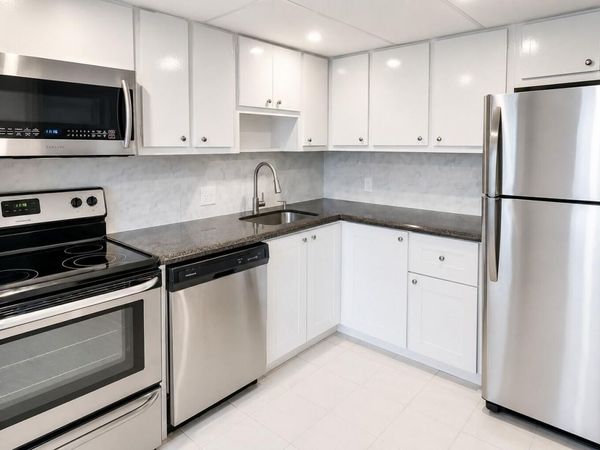 2691 S COURSE Drive, Unit 307, Pompano Beach, FL 33069