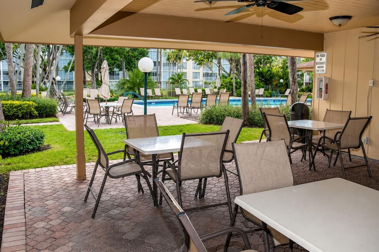 2691 S Course Drive, Unit 307, Pompano Beach, FL 33069 Photo