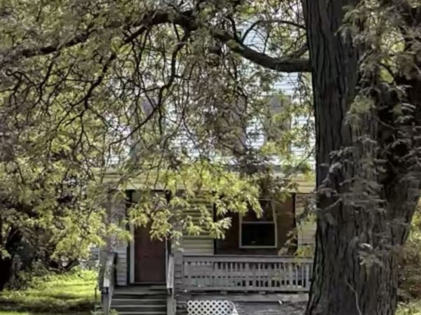 6839 S Parnell Avenue , Chicago, IL 60621