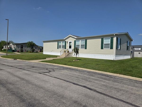839 Long Oak Road, Manteno, IL 60950