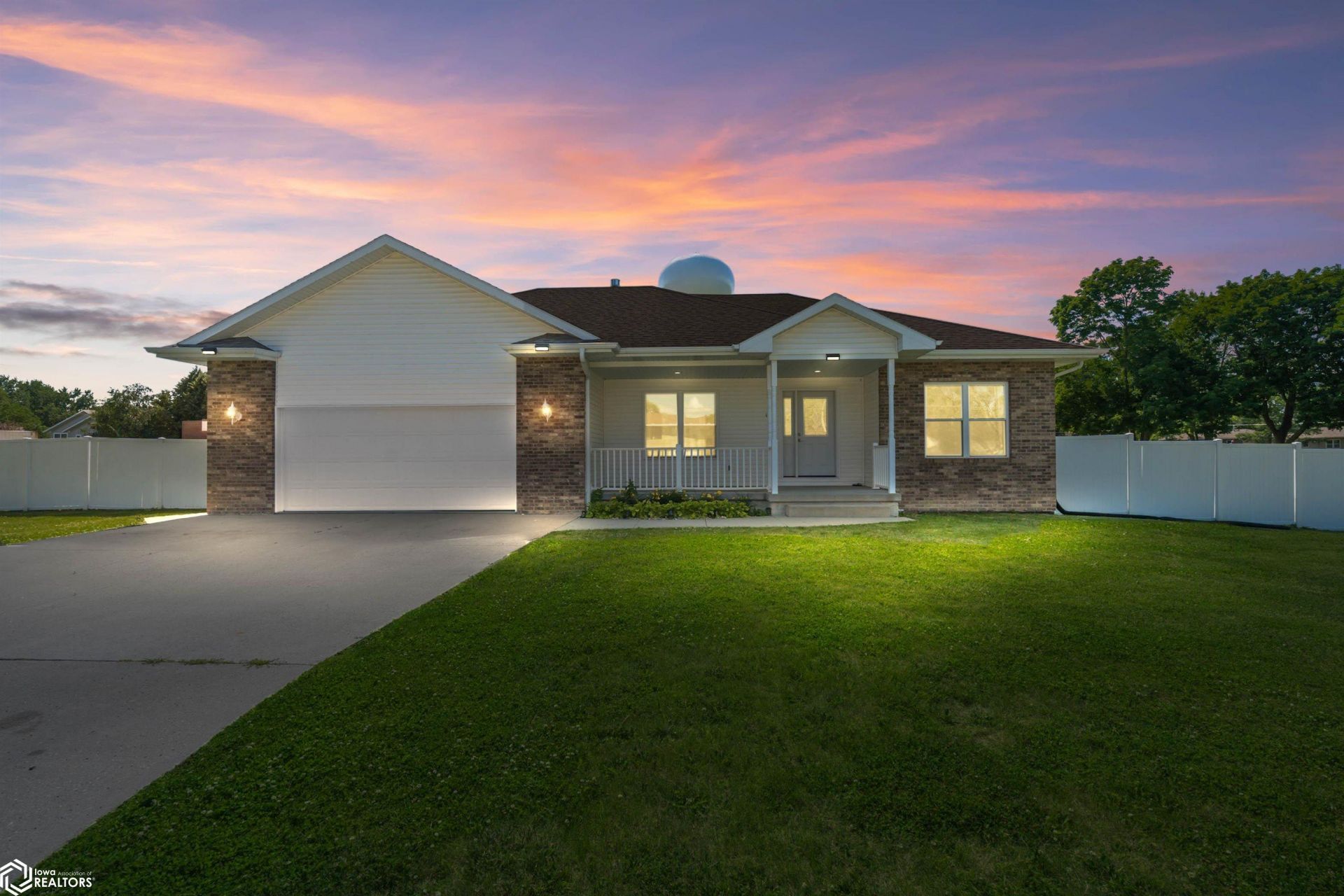 1315 Beach Street, Webster City, IA 50595 Main Photo