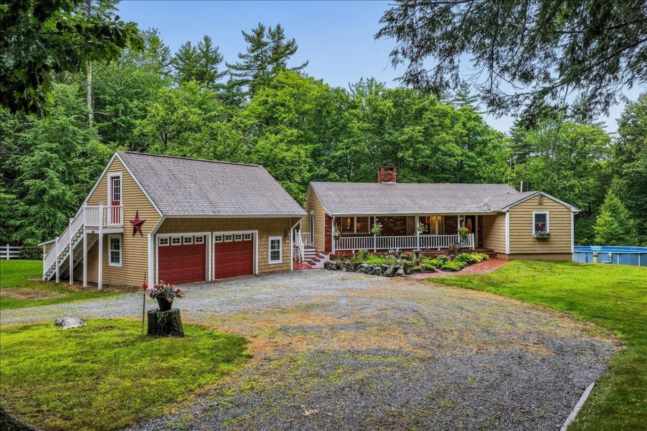 494 Bedford Road, New Boston, NH 03070 Main Photo