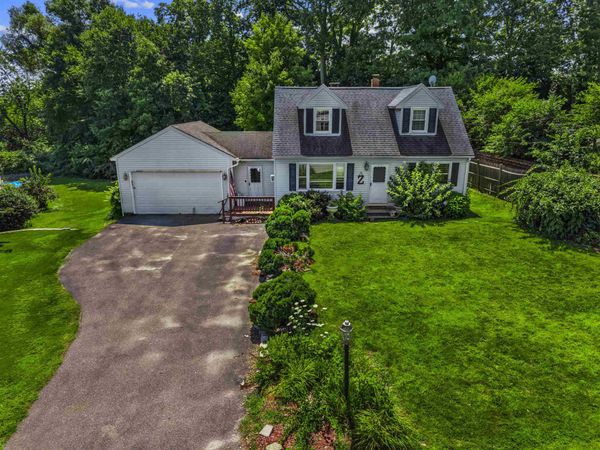 141 Greenwood Court, Manchester, NH 03108