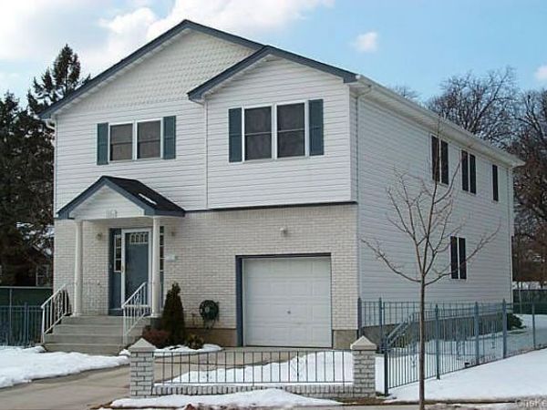 356 Woodfield Road , West Hempstead, NY 11552