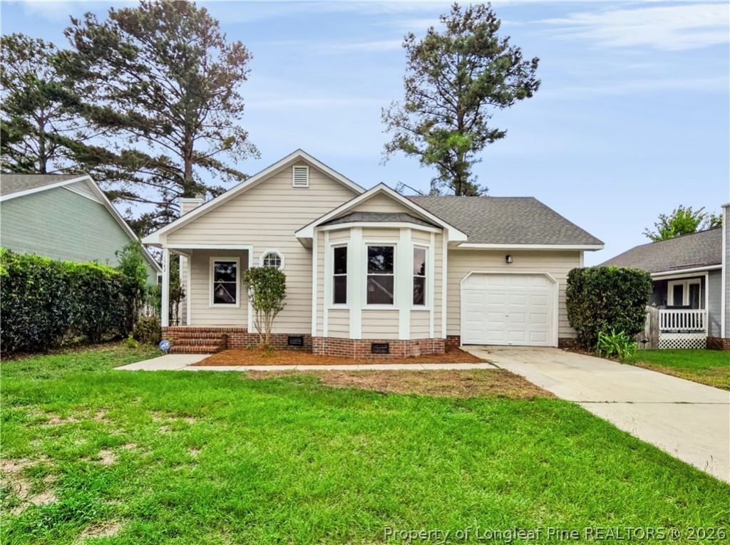 1582 Hazelcrest Drive, Fayetteville, NC 28304 Main Photo