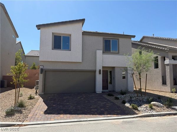 10021 Cooper Mountain Street , Las Vegas, NV 89141