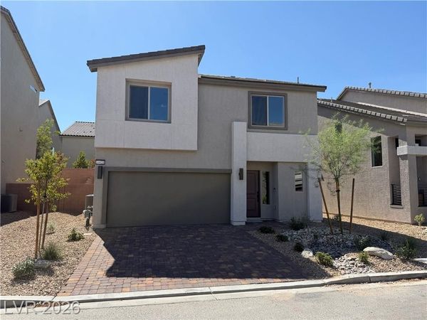 10021 Cooper Mountain Street , Las Vegas, NV 89141