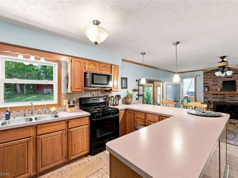 9720 Fox Hill Trail , Concord Township, OH 44060 Photo 9
