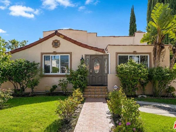 138 N Hamel Drive, Beverly Hills, CA 90211