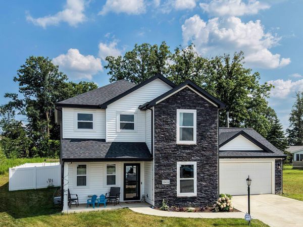 10416 Silver Rock Chase Boulevard, New Haven, IN 46774