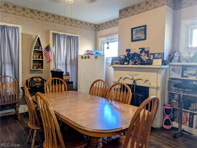 306 10th Street , Wellsville, OH 43968 Photo 5