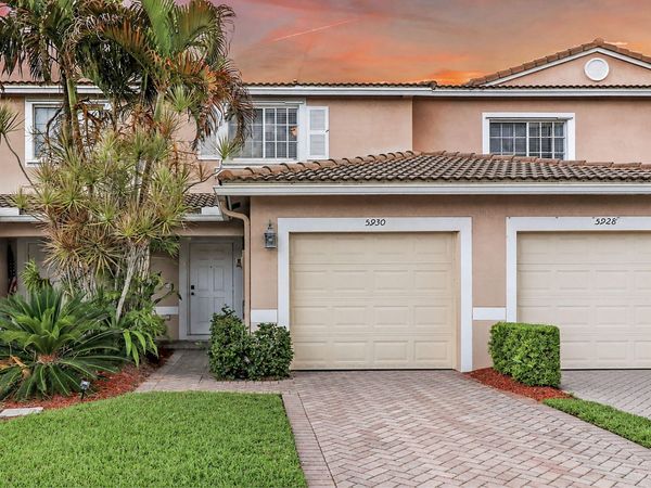 5930 ROYAL Way, Tamarac, FL 33321